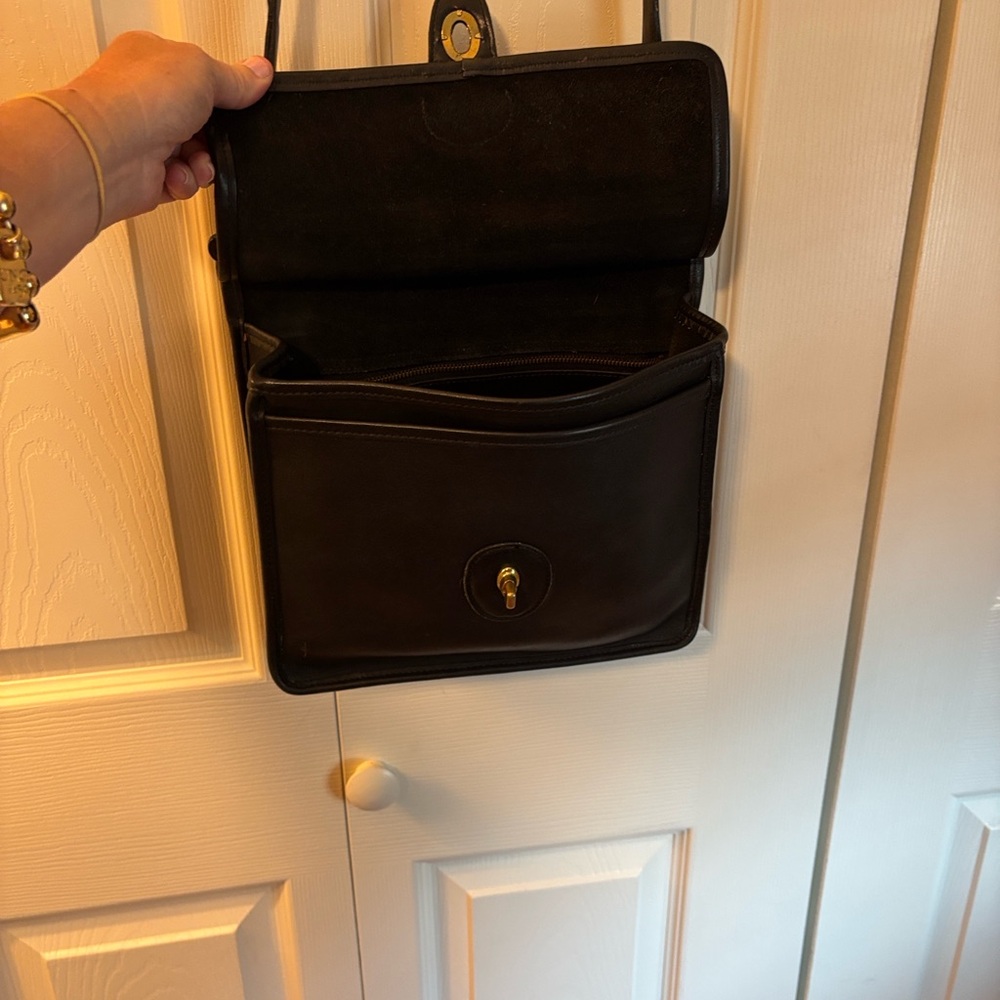 Coach Willis Black Leather Turnlock Top-Handle Shoulder Bag - Picture 7 of 12